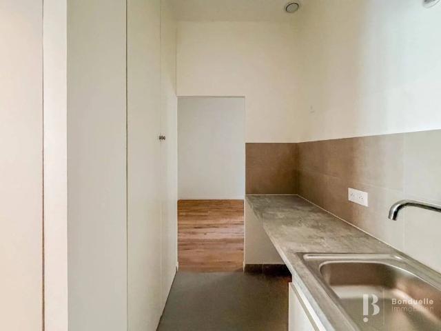 Rental Apartment Paris 8th Faubourg du Roule