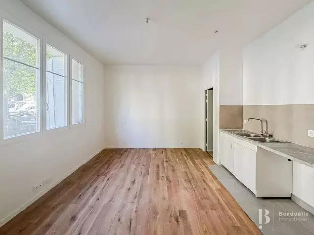Rental Apartment Paris 8th Faubourg du Roule