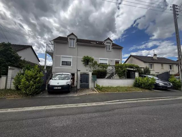 Rental Apartment Roissy en Brie