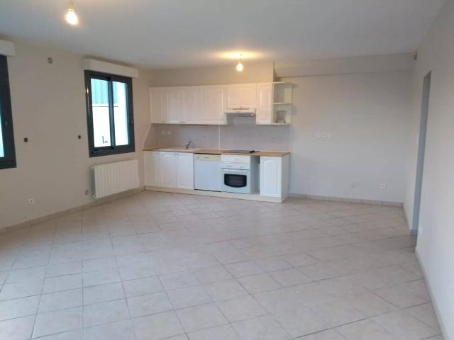 Rental Apartment Thiers sur Thève