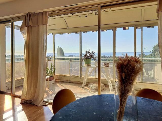 Rental Apartment Villeneuve Loubet Ginestière