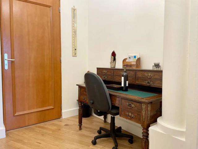 Rental Furnished flat 2 rooms 78 m² Gare du Nord Gare de l'Est, Paris Amsterdam Apartments for Rent