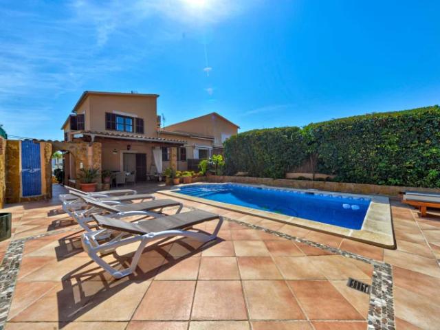 Rental home in the heart of Portals Nous