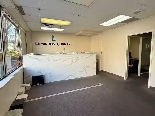 Nice Industrial for lease in Richmond, Richmond, 120 6651 Elmb.