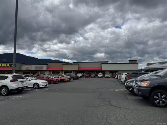 Rental! Retail for lease in Nanaimo, Bowen Rd, 1040300