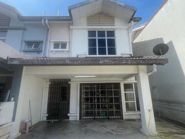 RentBandar Seri Putra Bangi Selangor Double Storey Terrace House