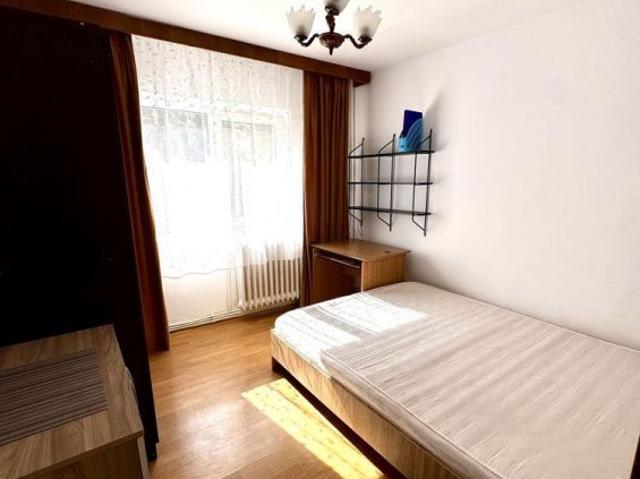 Renting apartment 3 rooms detached Targu Cucu