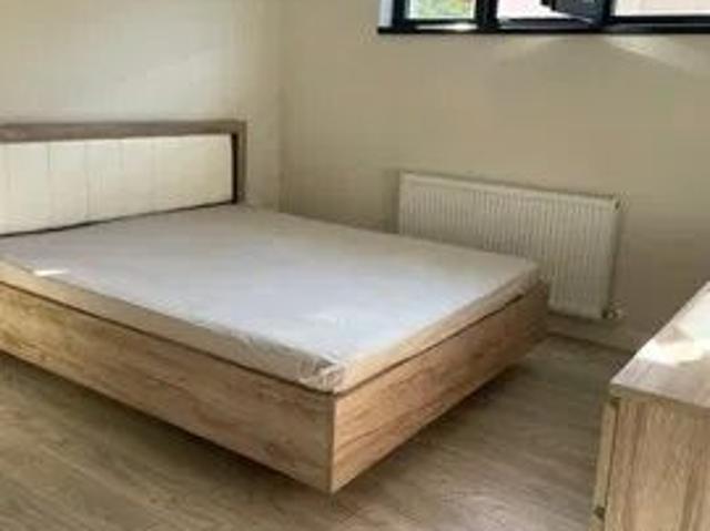 Renting 3 room apartment and private yard