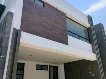 Rento Casa Nueva cerca de la recta a Cholula