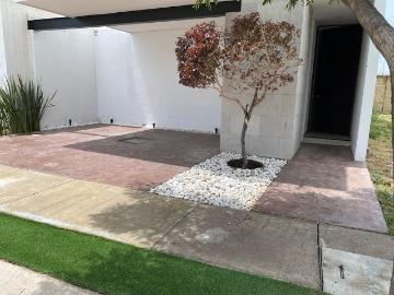 RENTO casa en MAYORCA muy cerca de PUERTO INTERIOR