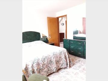 Rento habitación solo mujeres