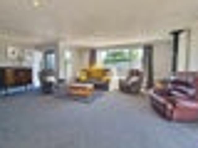 Renwick, 3 bedrooms, $620 pw