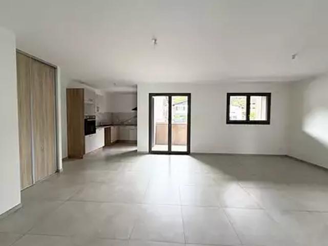 Renage 38140 Achat / Vente appartement 3 pièces t3