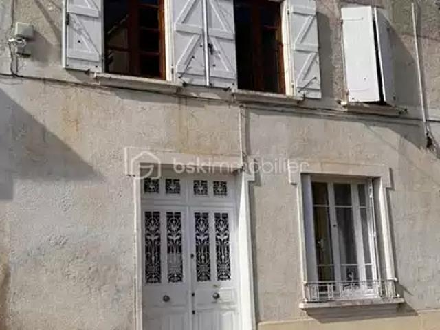 Renaison 42370 Achat / Vente immeuble