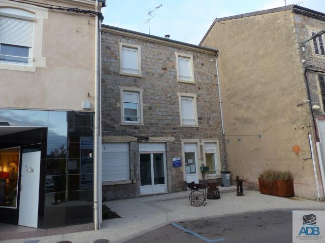 Renaison, 45 Rue Stéphane Bertaud