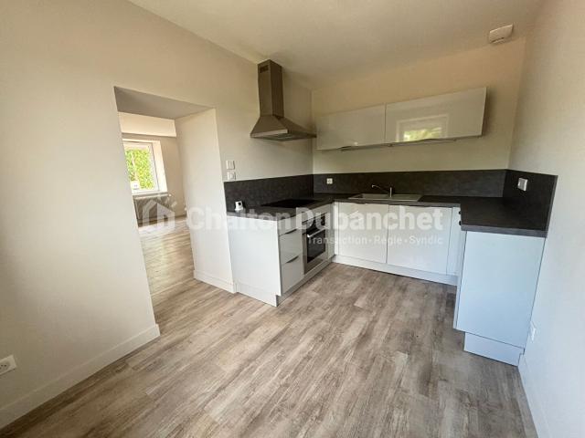 Renaison Location Appartement 42