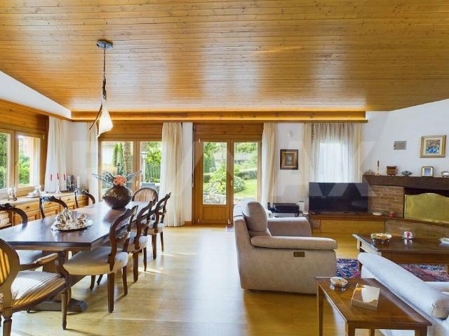 Rendite Zweifamilienhaus umwandelbar in Einfamilienhaus