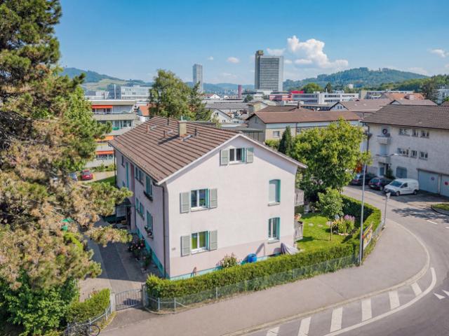 VIELSEITIGES MEHRFAMILIENHAUS MIT ATTRAKTIVER RENDITE