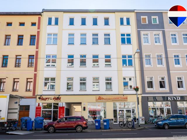 Renditestarke Kapitalanlage – Modernisiertes Wohn und Geschäftshaus in bester Lage