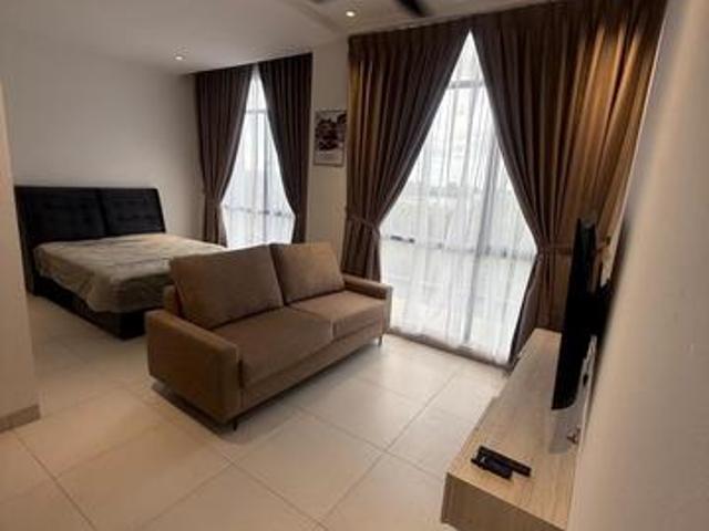 RENNA RESIDENCE Studio NORTHBANK