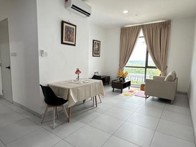 Renna Residence Top Floor Corner Unit For RentNorthbank Tunku Putra