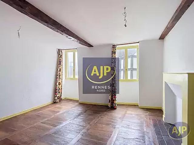 Rennes 35000 Achat / Vente appartement 2 pièces t2 au dernier étage cave