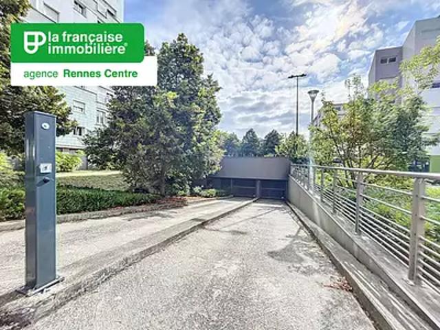 Rennes 35000 Achat / Vente parking au dernier étage