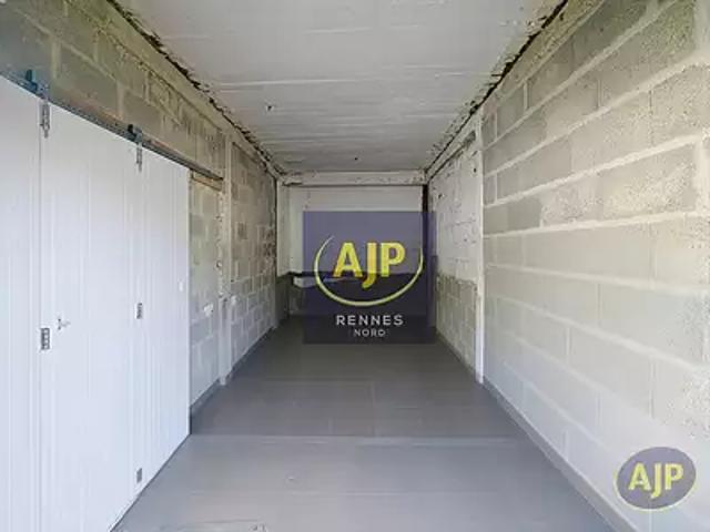 Rennes 35000 Achat / Vente parking au dernier étage