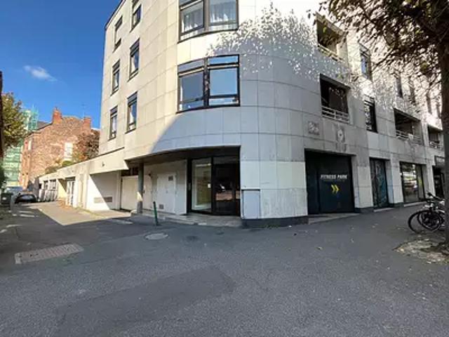 Rennes 35000 Location parking au dernier étage