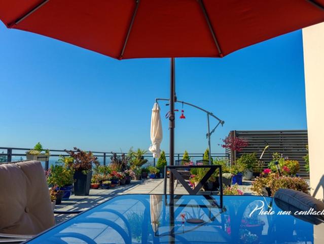 RENNES Appartement 4 pièces 90,09m² Ouest 8ème étage ascenseur balcons de 24.50 m² stationnement