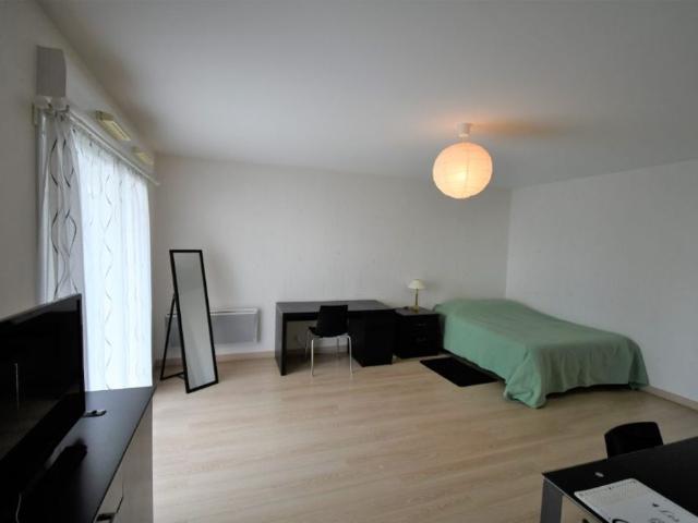 Rennes Lorient St Brieuc T1bis Meublé De 38m²