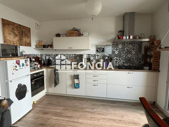 Rennes lorient/st brieuc t3 avec balcon expose sud garage