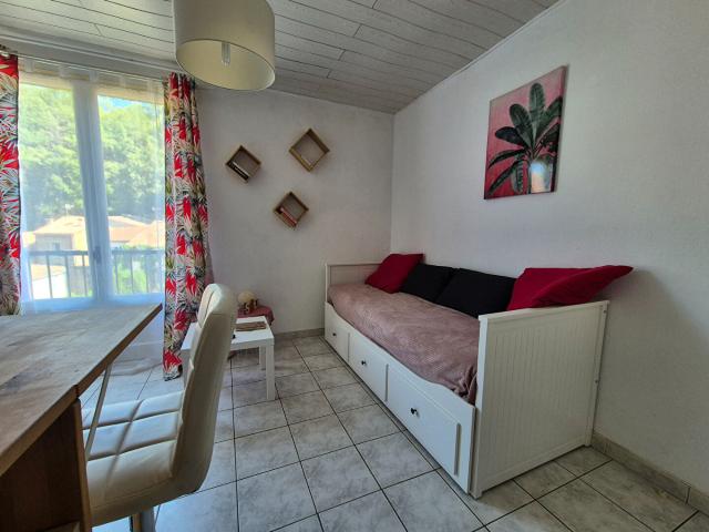 Rennes les Bains Location Appartement 11