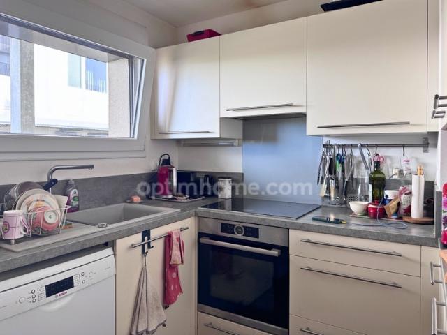 Rennes Saint Hélier Appartement T3 66 m2 PMR parking double loggia gare à 5 minutes