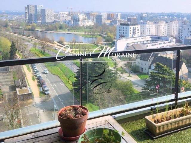 RENNES THABOR Appartement 4 pièces 83.25m² Sud Ouest étage élevé ascenseur terrasse et balcon garage