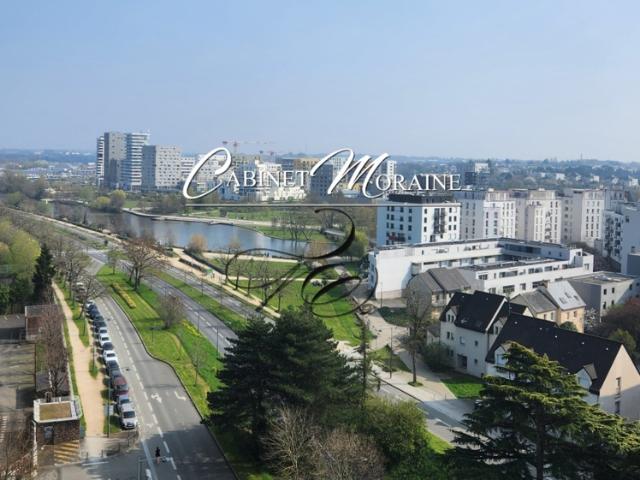 RENNES THABOR Appartement 4 pièces 83.25m² Sud Ouest étage élevé ascenseur terrasse et balcon garage
