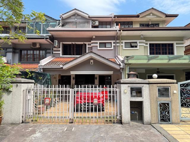 RENO CANTIK 3 Storey House Laman Oakleaf Taman Bukit Utama Ampang