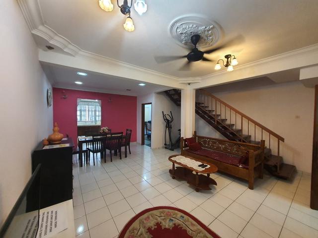 RENO EXTEND NO FACING HOUSE 2 Sty Landed House Taman Pinggiran Putra