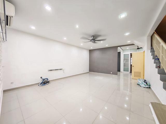 Reno Extended Double Storey Terraced House For Sale Taman Kinrara 4