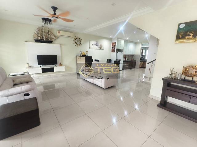 Reno Furnished Bandar Puteri Cassava Klang 25 Storey House 22x75