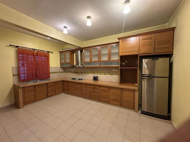 Reno freehold 2 storey house Putra Bistari Putra Heights subang Jaya
