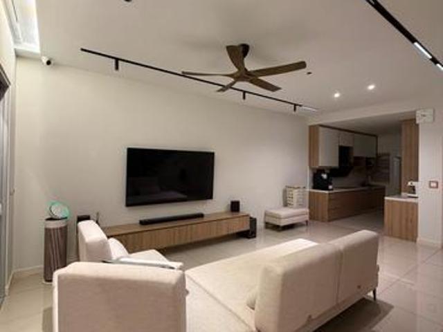 RENO Garland 2 Kota Emerald Double Storey Fully Furnish Renovate