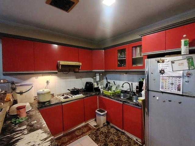 Reno Ground Flr Townhouse N lot 1453sf Country Heights backyard lake