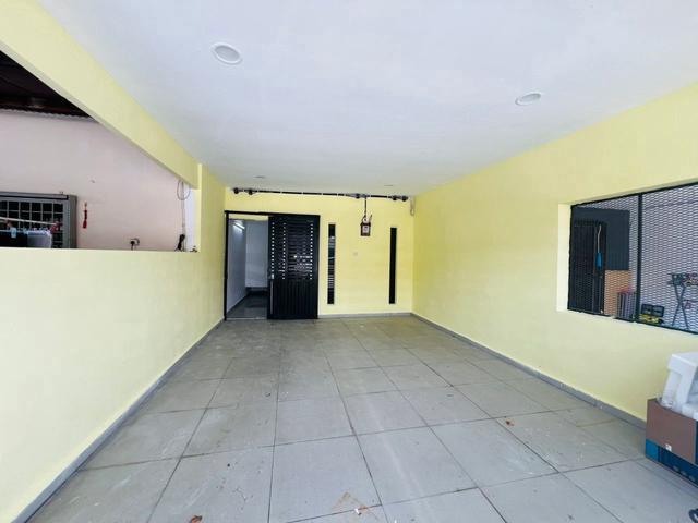 RENO 2 ROOM Double Storey ABADI Malim Jaya Batu Berendam