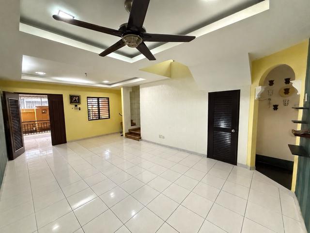 RENO 3 Storey Terrace Uranus Seksyen U5 Subang Bestari Impian