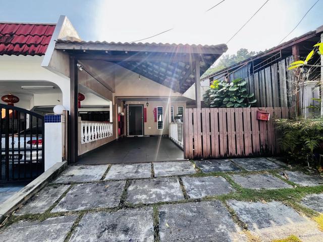 Renoavted 2 Storey Terrace Below Market Bandar Baru Selayang