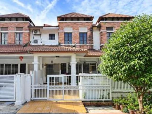 RENOVATE 2sty Non Bumi 2000sqft Taman NusaputraPuchong Selangor