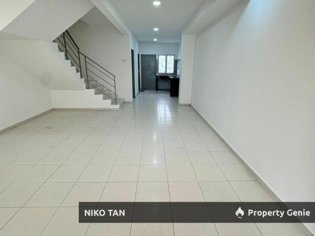 [RENOVATED]2.5Storey Jalan Tiong Taman Scientex, Pasir Gudang For Sale
