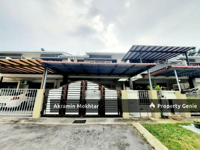 RENOVATED+TANAH LUAS Double Storey Intermediate Terrace Taman Mawar Bandar Baru Salak Tinggi Sepang