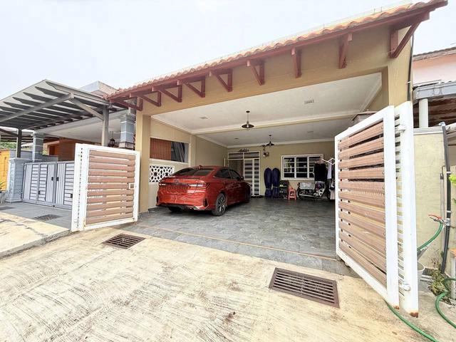 RENOVATEDTeres 2 Tingkat Taman Alamanda Senawang